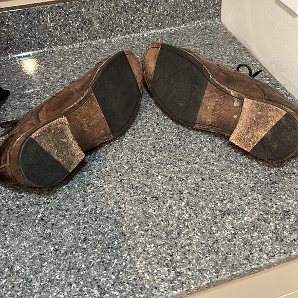 Frye distressed modern wingtip shoes. - Picture 3 of 3
